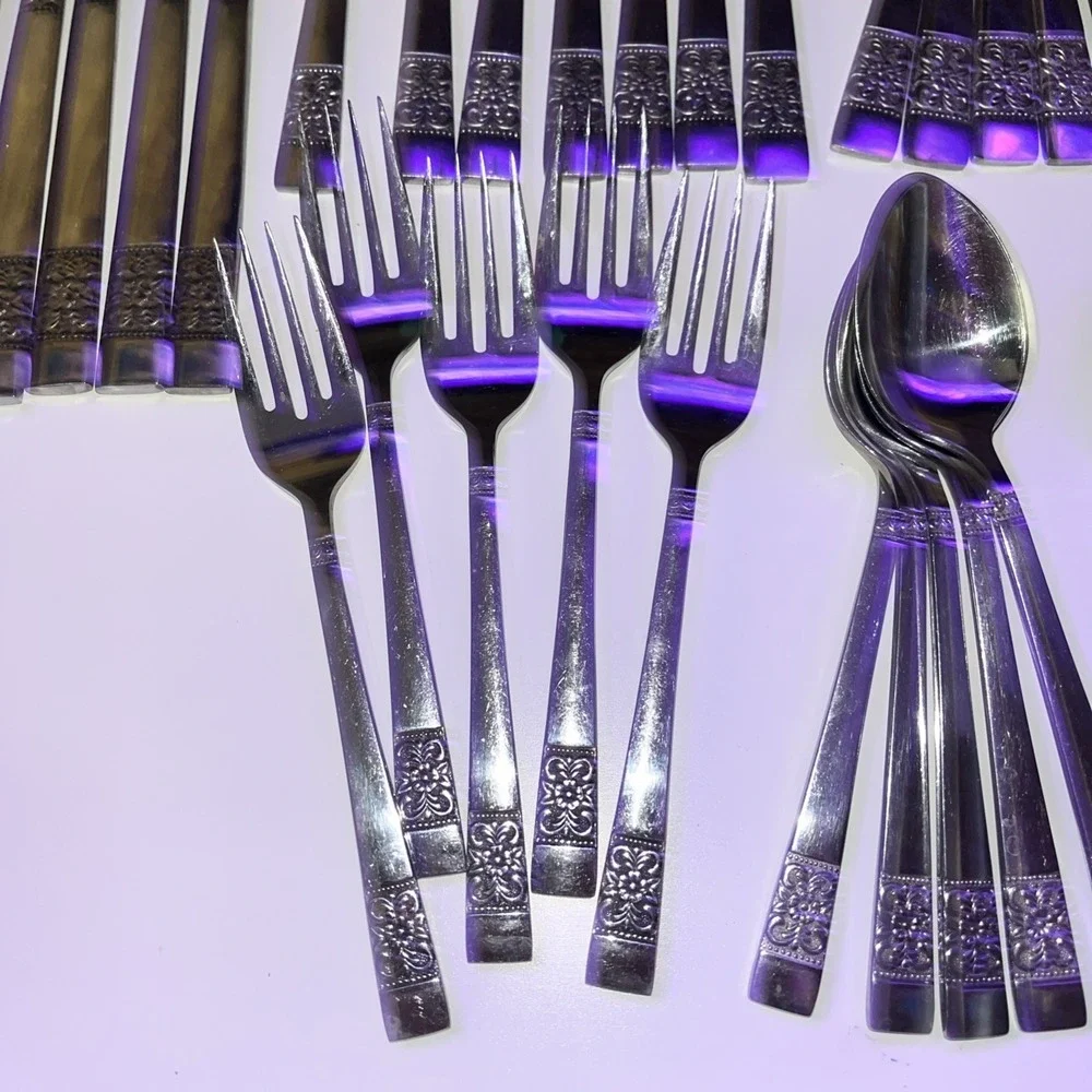 Lot of 37 Continental Silver CSS29 Stainless Flatware Floral‎ Black Accent